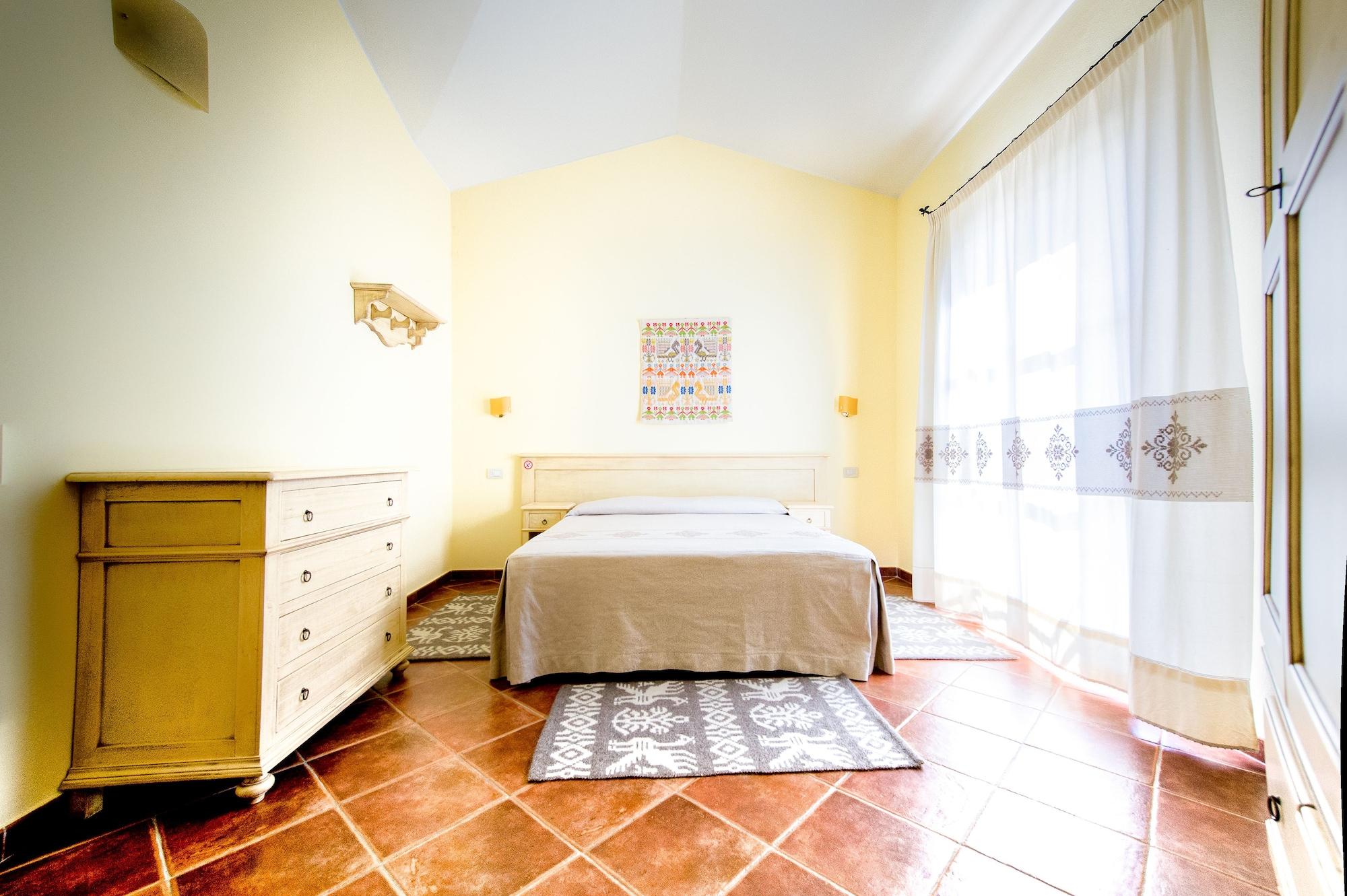Borgo Degli Ulivi Aparthotel