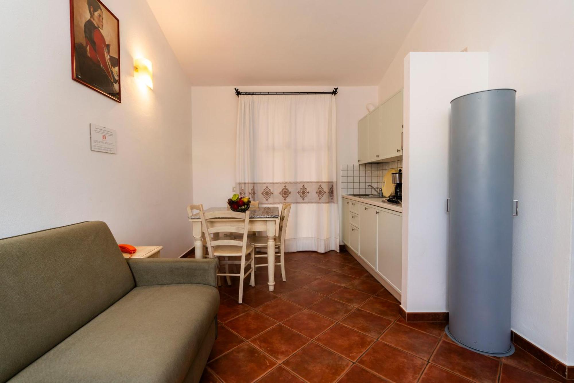 Borgo Degli Ulivi Aparthotel 3*