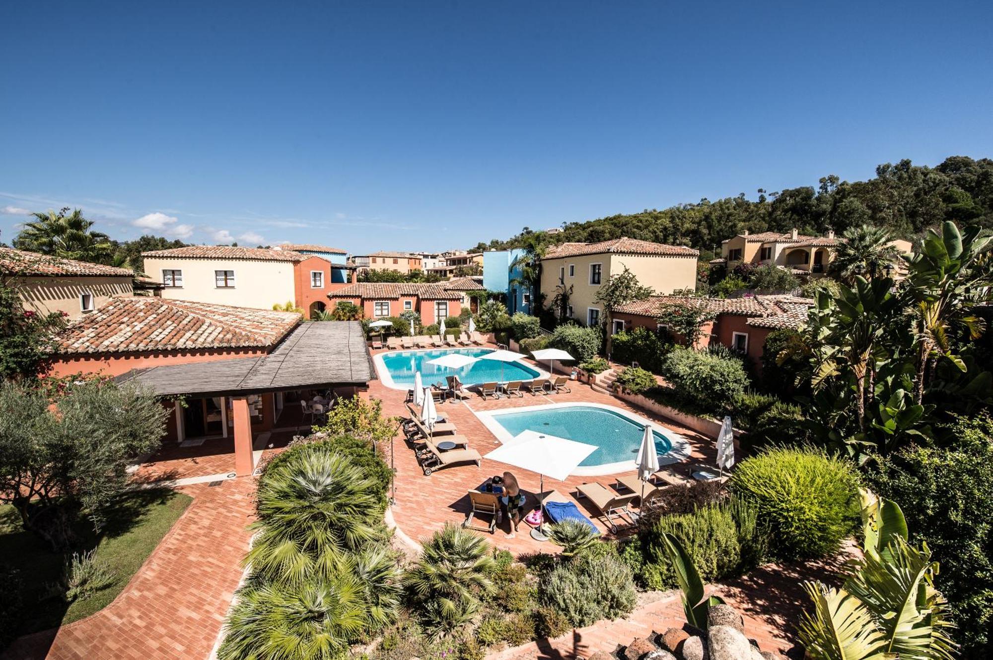 Borgo Degli Ulivi Aparthotel