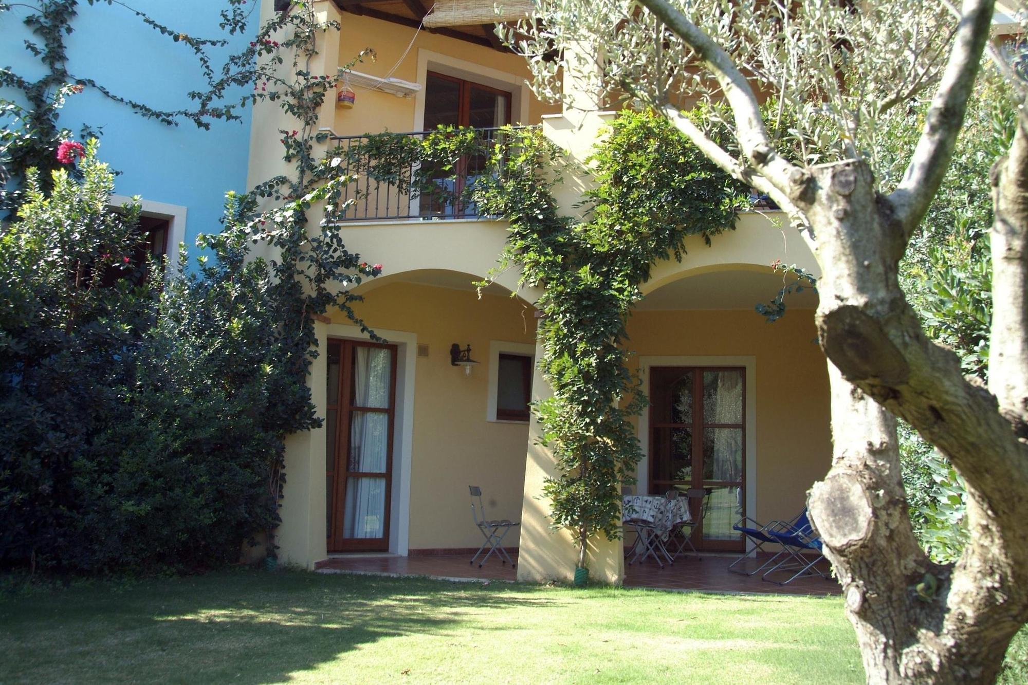 Borgo Degli Ulivi Aparthotel