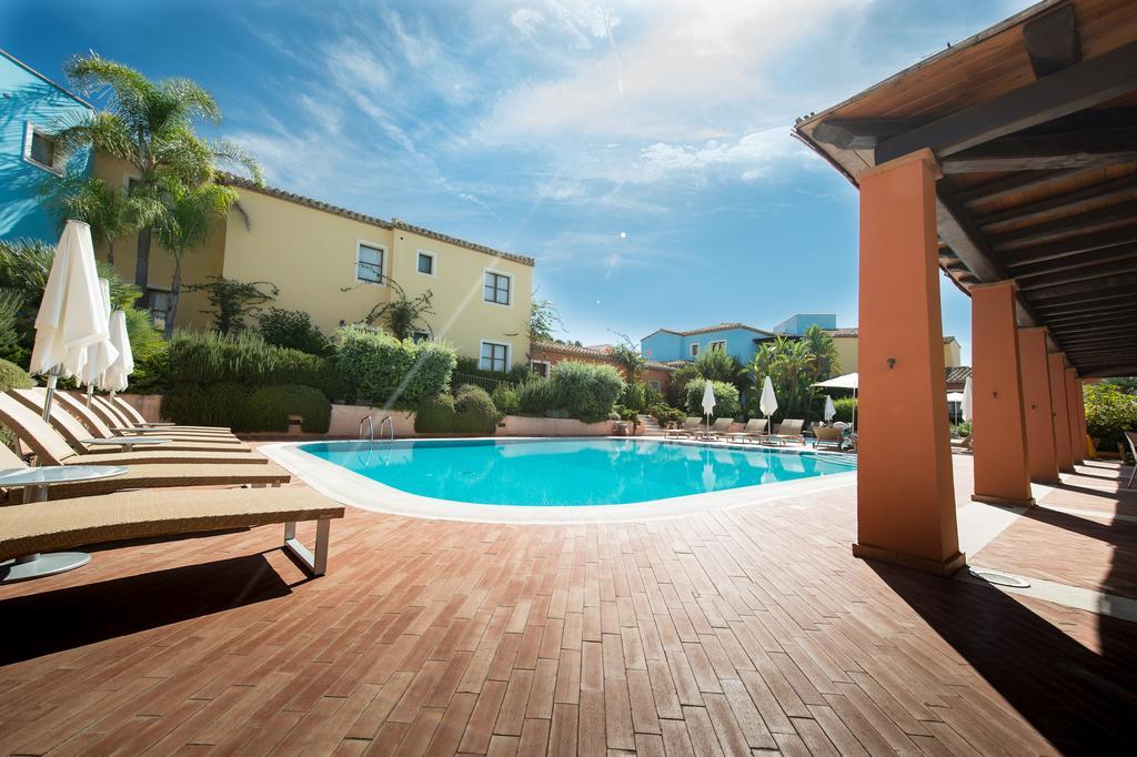 Borgo Degli Ulivi Aparthotel Àrbatax