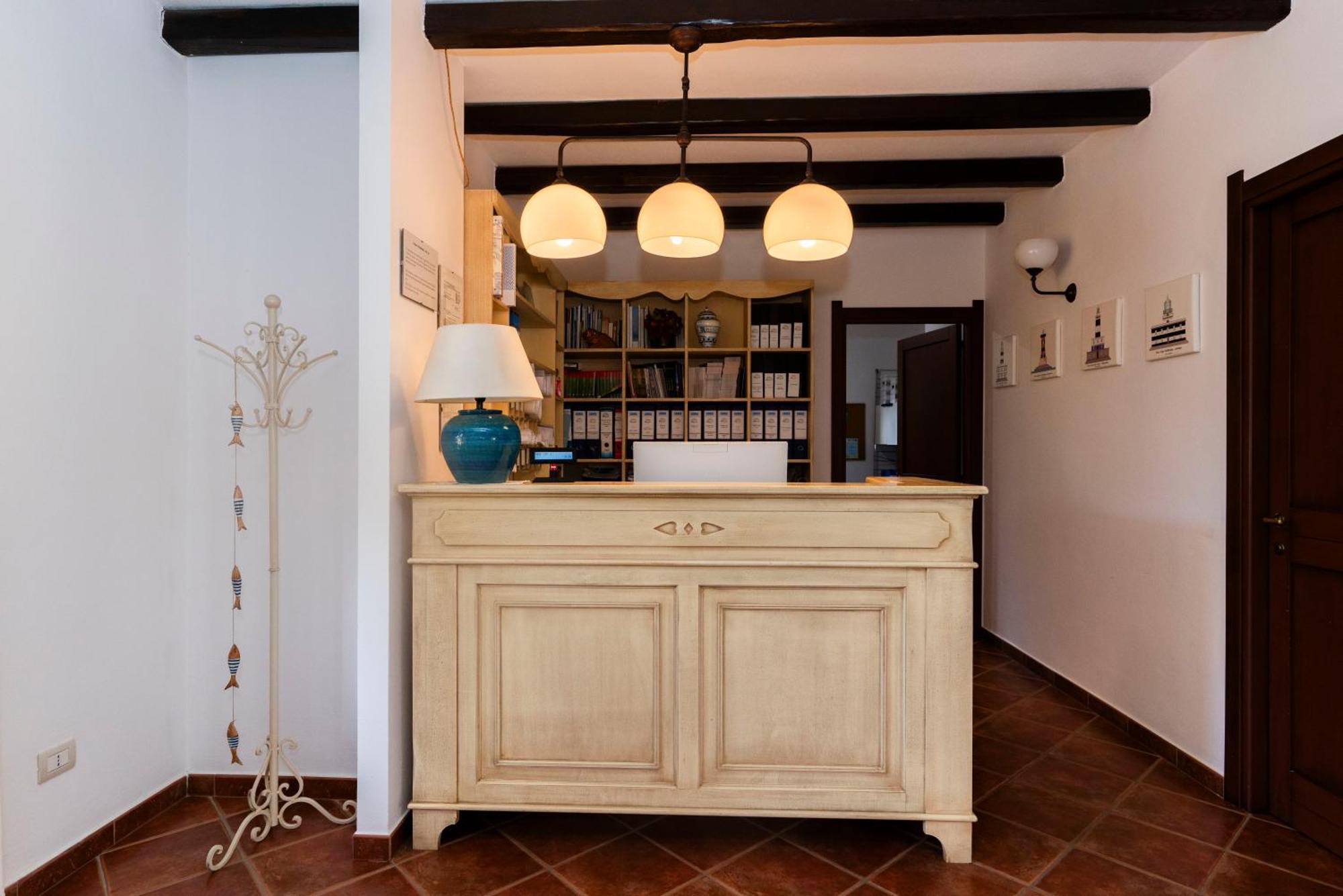 Aparthotel Borgo Degli Ulivi 3*